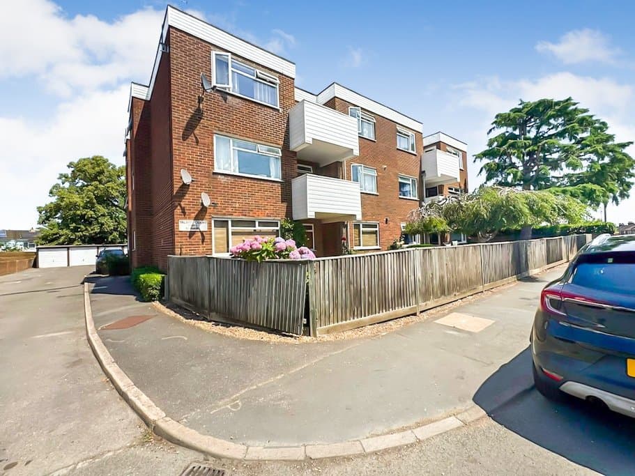 Flat 6, Windsor, SL4