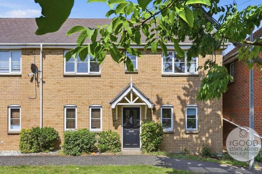 St. Nicholas Place, Loughton, IG10